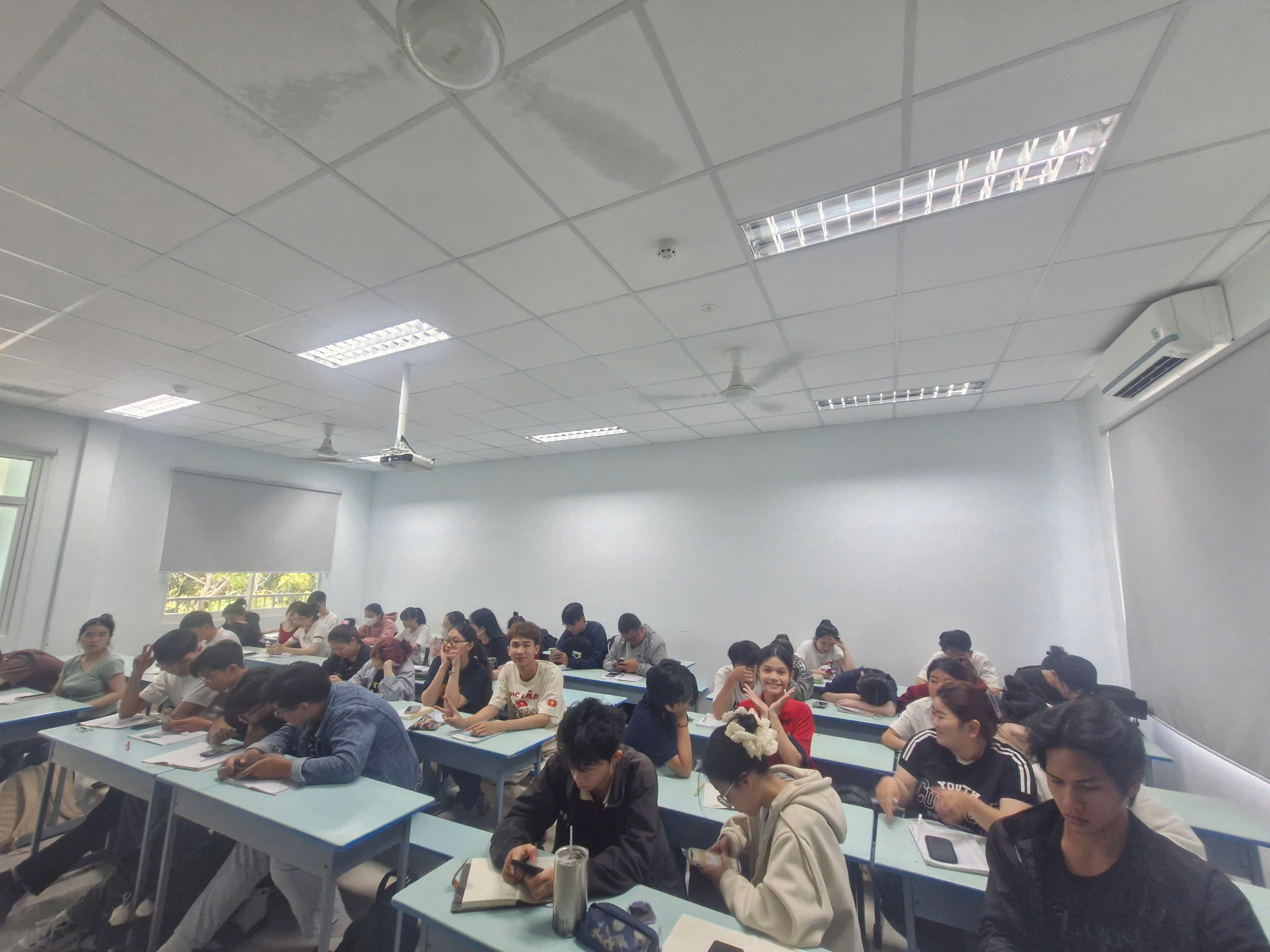 Eng 3 lớp  - Phạm Thị Phương Anh (T3-T5) (456) (TA130E124252.4_LT)